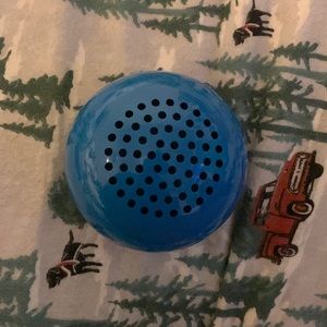 This is a blue speaker and you will need batteries for it to work.